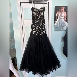 Size 00 0 Envious Couture Prom Pageant Gown Black Nude Fitted Mermaid Be…